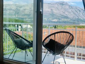 Výhľad na hory alebo výhľad na hory priamo z apartmánu