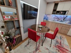 Η κουζίνα ή μικρή κουζίνα στο Apartman Magic Jahorina