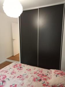 Fotografia z galérie ubytovania Joli F2 neuf tout équipé proche centre Annecy et Gare v destinácii Annecy