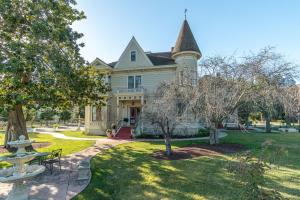 Afbeelding uit fotogalerij van Chateau Coralini in Salinas