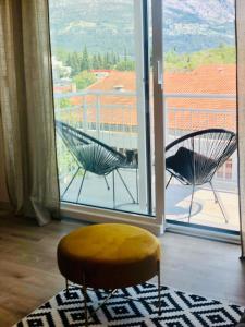 Výhľad na hory alebo výhľad na hory priamo z apartmánu