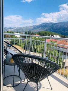 Výhľad na hory alebo výhľad na hory priamo z apartmánu + 19 fotografií