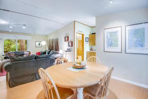 Gallery image of Doolittle in Netarts