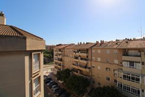 Budova, kde se apartmán nachází + 5 fotografií