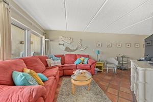 Istumisnurk majutusasutuses Jacksonville Beachdrifter 403 +105 fotot