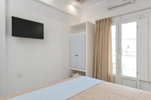TV/Unterhaltungsangebot in der Unterkunft Elite Suites Naxos