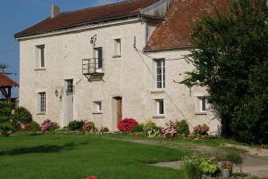 Gallery image of Ferme du Grand Hotel du Bois in Jouarre