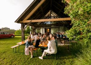 Goście zatrzymujący się w obiekcie WALD-LAND-HOF Schloss Rosenau