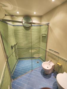Koupelna v ubytování DHOME Baia Mazzaro'