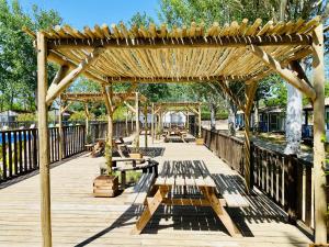 Restaurant o un lloc per menjar a Camping La Dune