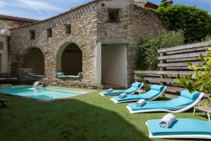 Bazén v ubytování Château De Siran - Hôtel & Spa nebo v jeho okolí