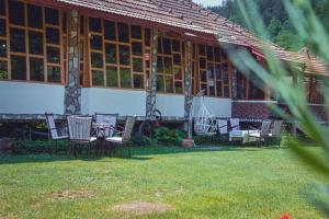 Zahrada ubytování Rafting Kamp Dvije Vrbe