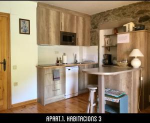 A kitchen or kitchenette at Casa Tonya
