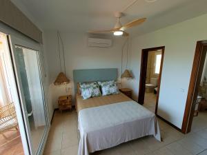 Posteľ alebo postele v izbe v ubytovaní VILLA VEGA RELAX EN EL PARAISO