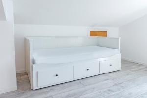 Gallery image of S271 - Sirolo, deliziosa mansarda condizionata arredata con gusto in Sirolo