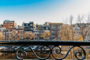 Nespecifikovaný výhled na destinaci Amsterdam nebo výhled na město při pohledu z hotelu