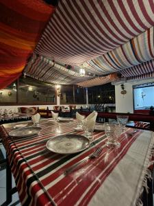 Restoranas ar kita vieta pavalgyti apgyvendinimo įstaigoje Dar Tanger Medina