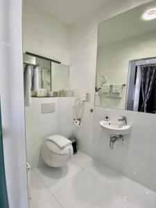 Kylpyhuone majoituspaikassa BÖ21 Luxusappartement