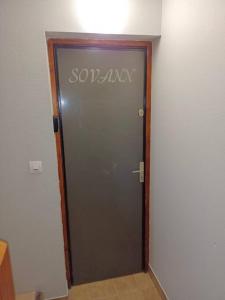 Fotografia z galérie ubytovania Appartement F2 de Standing avec terrasse et jardin privatif Aux Portes de Paris (M13) v destinácii Pierrefitte-sur-Seine
