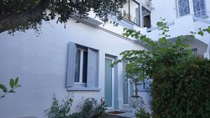 Budova, v ktorej sa apartmán nachádza