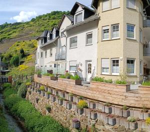 Nespecifikovaný výhled na hory nebo výhled na hory při pohledu z apartmánu + 10 fotografií
