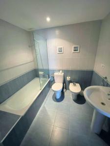 Zdjęcie z galerii obiektu Amplio apartamento en La Cala w mieście Cala de Finestrat