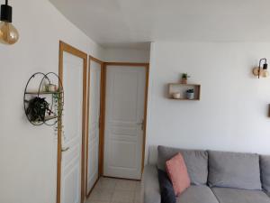 Część wypoczynkowa w obiekcie Gîte de la Vallée