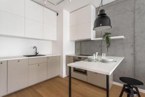 Kuchyňa alebo kuchynka v ubytovaní S35 Apartments Gdynia Orłowo