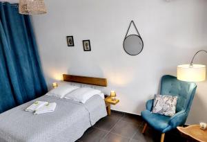 Postel nebo postele na pokoji v ubytování Charmant pied-à-terre coeur de ville + 17 fotografií