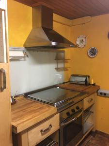 Kuchnia lub aneks kuchenny w obiekcie La Maison du Carlit