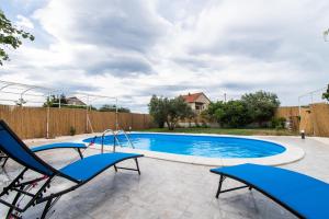 Bazén v ubytovaní Apartment Peace alebo v jeho blízkosti