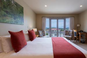 Gallery image of Distinction Fox Glacier - Te Weheka Boutique Hotel in Fox Glacier