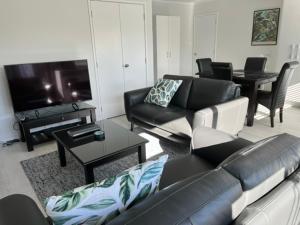 A seating area at Rotorua Central Hosted B&B