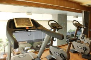 Posilňovňa alebo fitness centrum v ubytovaní Evenia Rossello