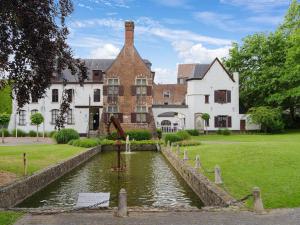 Zahrada ubytování Holiday Home in Ronse Flemish Ardennes