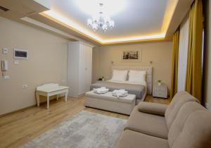 Postel nebo postele na pokoji v ubytování Christi's Hotel Borova