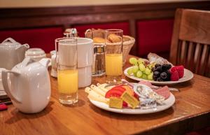 Ateriointia guesthousessa tai sen lähistöllä