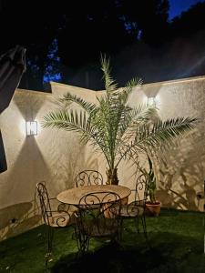 Zahrada ubytování Les Rêves d'Eden Gite dans Mas Cévenol -SPA privatif