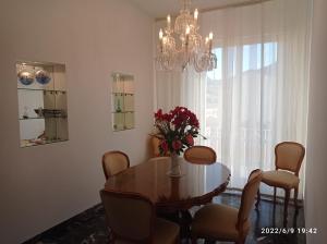 Imagen de la galería de DOWN TOWN EMILY, en La Spezia