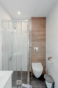 Kúpeľňa v ubytovaní Calma Luxury Apartments #2 Sozopoli in Halkidiki