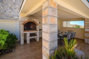 Gambar di galeri bagi Luxury Villa Miriam with private pool and jet pool near Dubrovnik di Ivanica