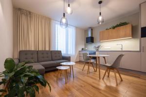 Kuchyňa alebo kuchynka v ubytovaní Apartments Marinka Litomyšl