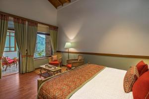 Letto o letti in una camera di The Fishermen's Lodge by Leisure Hotels