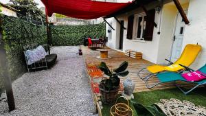 Posedenie v ubytovaní Ancien corps de ferme 3 chambres avec spa