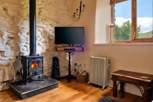 Gallery image of Finest Retreats - Woodend - The Schoolhouse in Ulpha