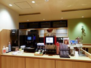 Facilități de preparat ceai și cafea la Onyado Nono Osaka Yodoyabashi