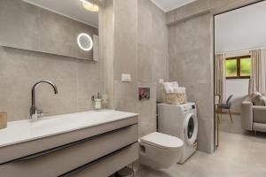 Kúpeľňa v ubytovaní Apartmani Đogaš
