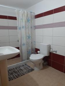 Posteľ alebo postele v izbe v ubytovaní Ada's House