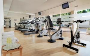 Fitness centrum a/nebo fitness zařízení v ubytování H10 Conquistador