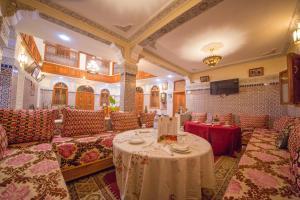 Posezení v ubytování Riad Haddaji Fes